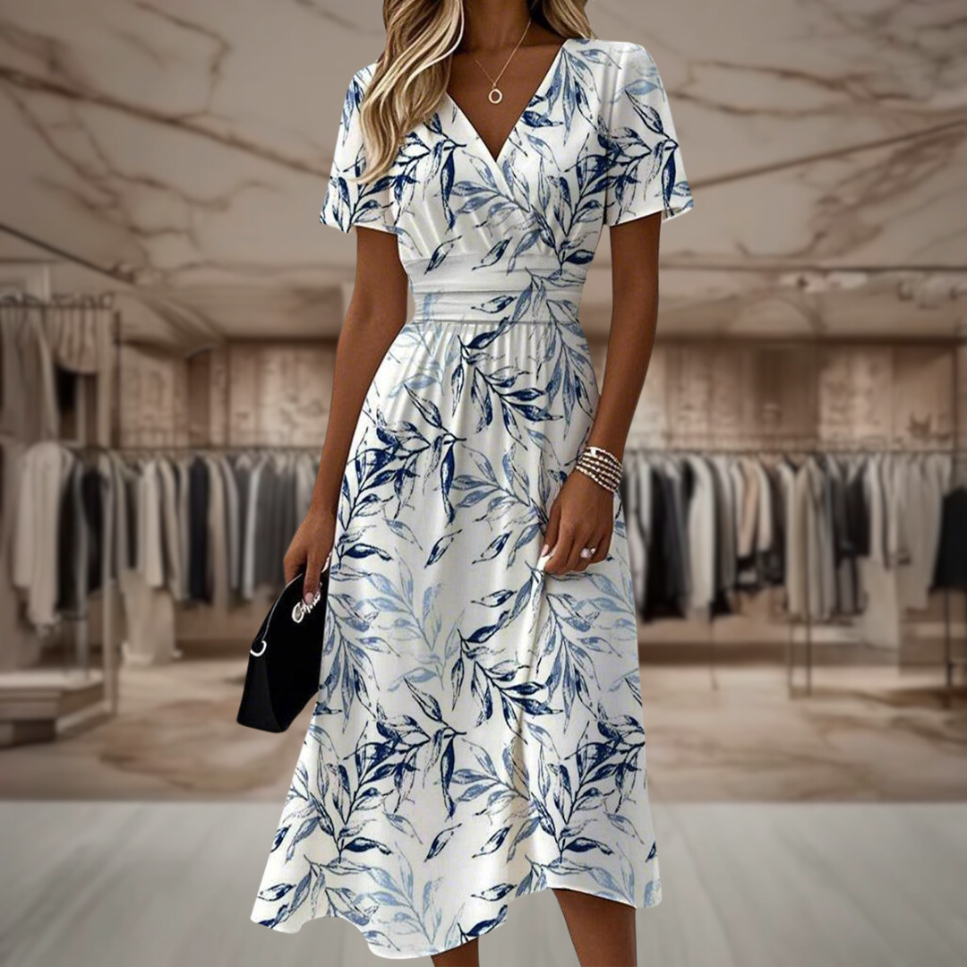 Brites | Vestido Floral Envelope com Saia Drapeada