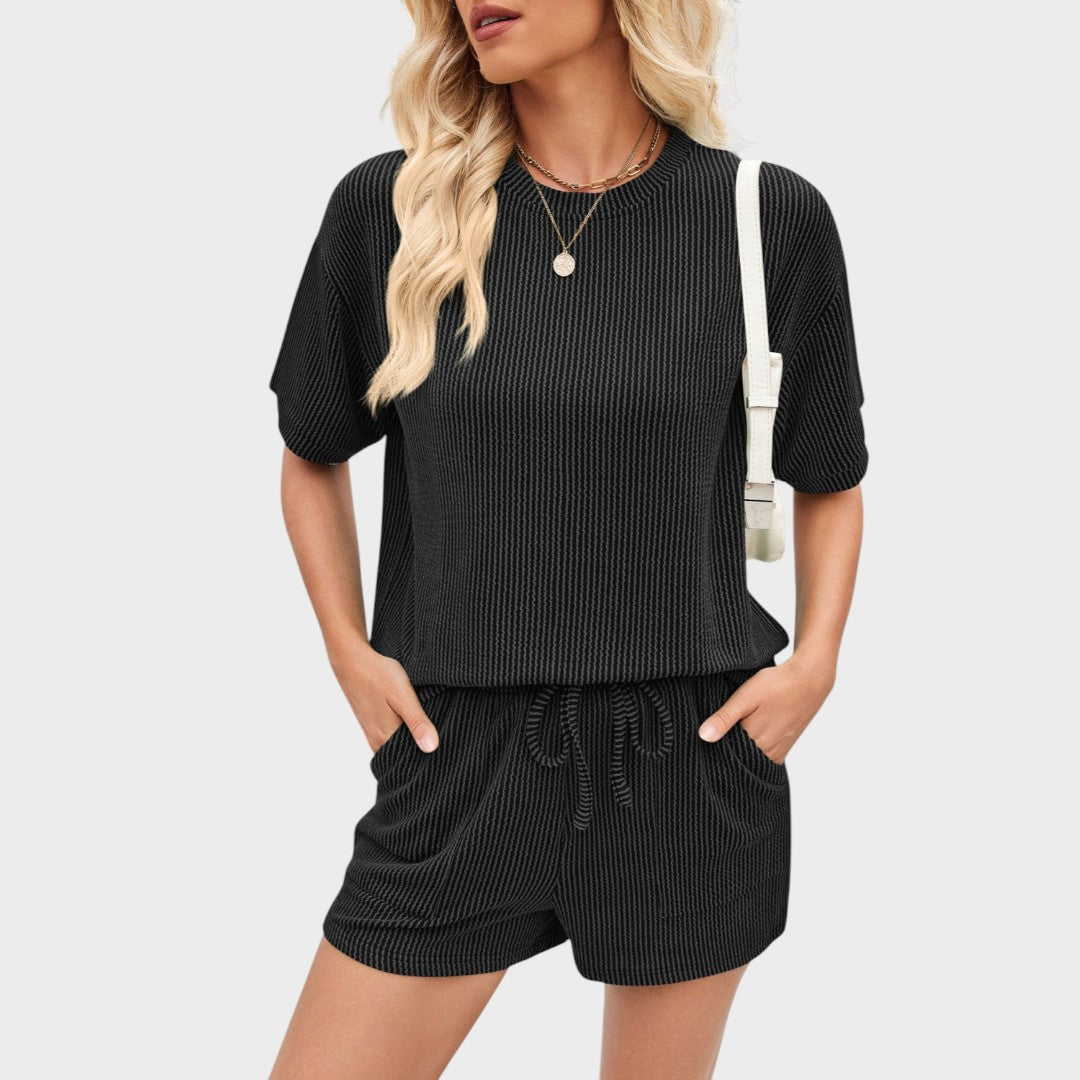 Esmeralda | Conjunto Canelado de Duas Peças com Camiseta e Short