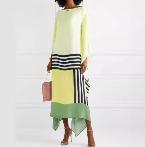 Sora | Vestido Elegante com Estampa Geométrica e Mangas Morcego