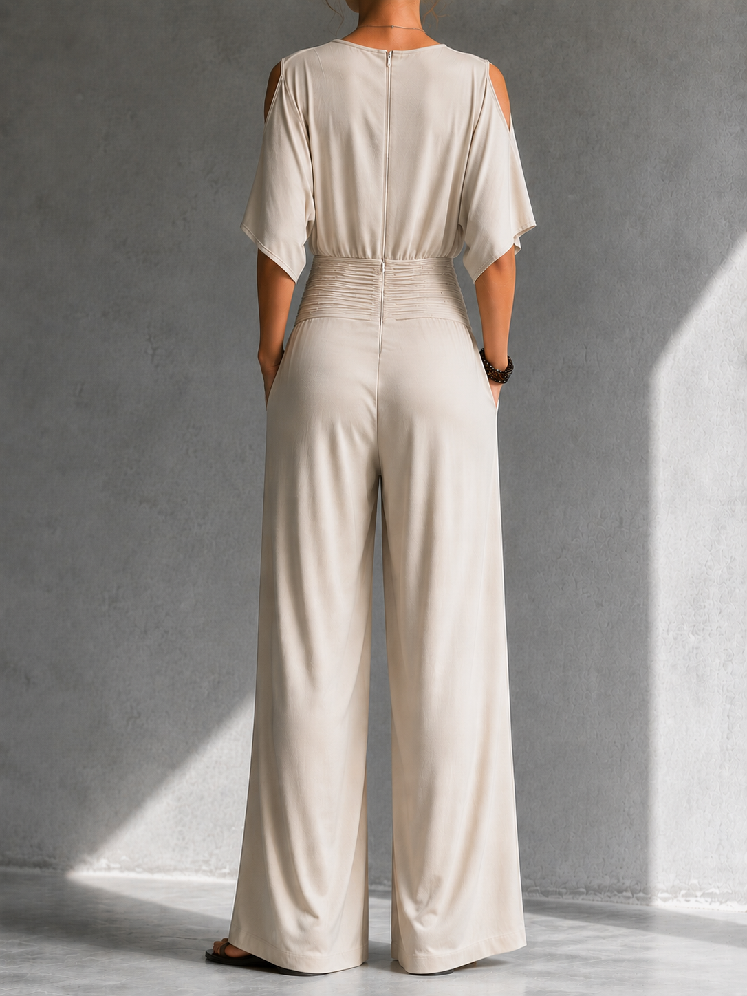 Alia | Conjunto Elegante com Top Transpassado e Calça Pantalona