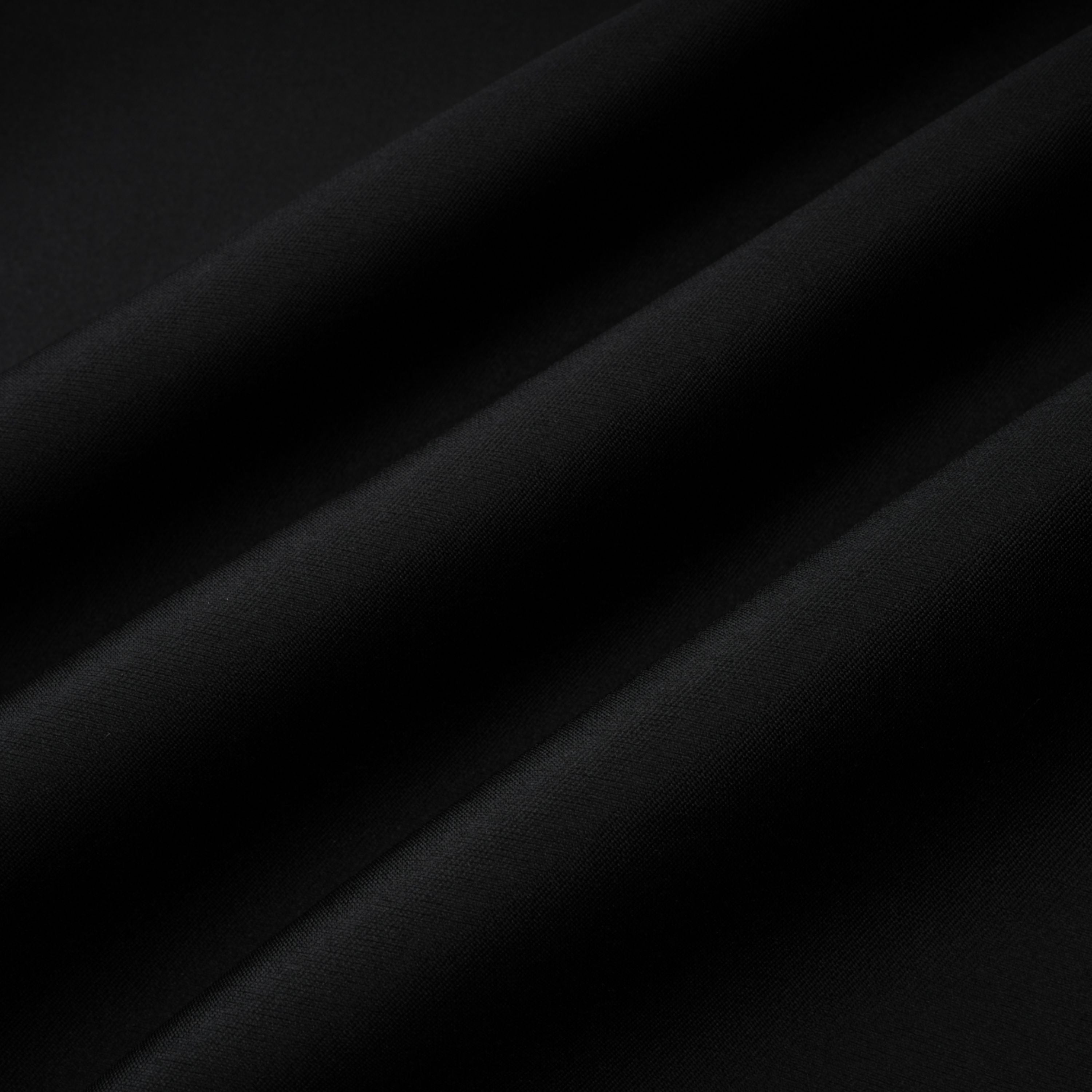 AINARA | VESTIDO MIDI OMBRO A OMBRO PRETO