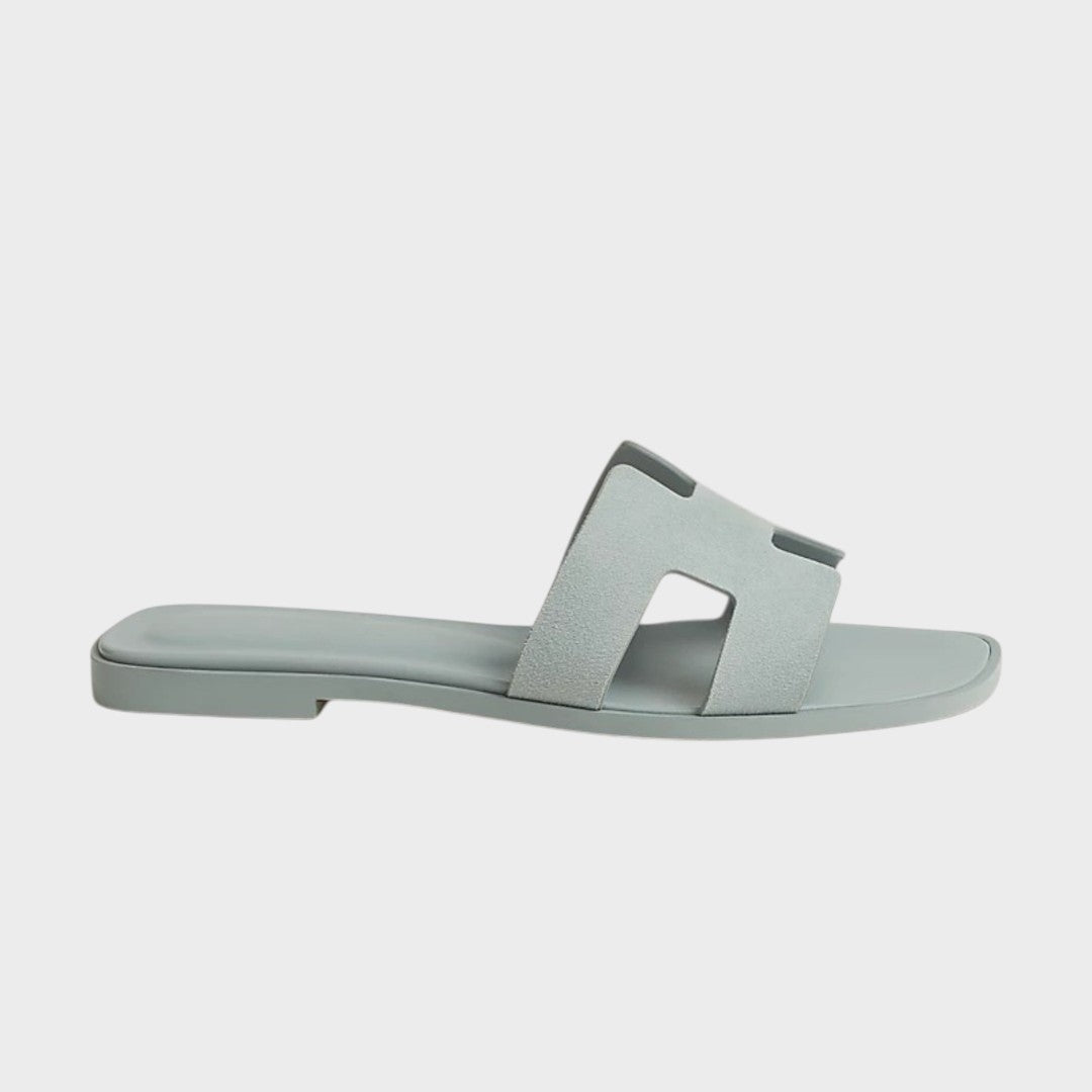 Ariana | Sandália Elegante de Couro com Palmilha Ergonômica e Visual Minimalista