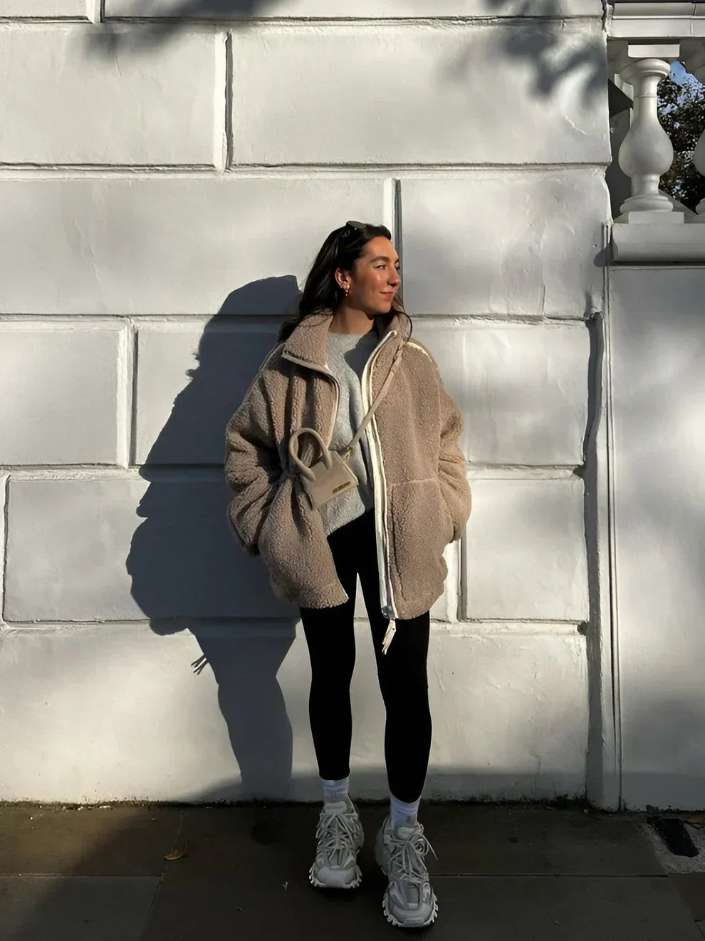 Anastasia | Calor e Elegância para o Inverno