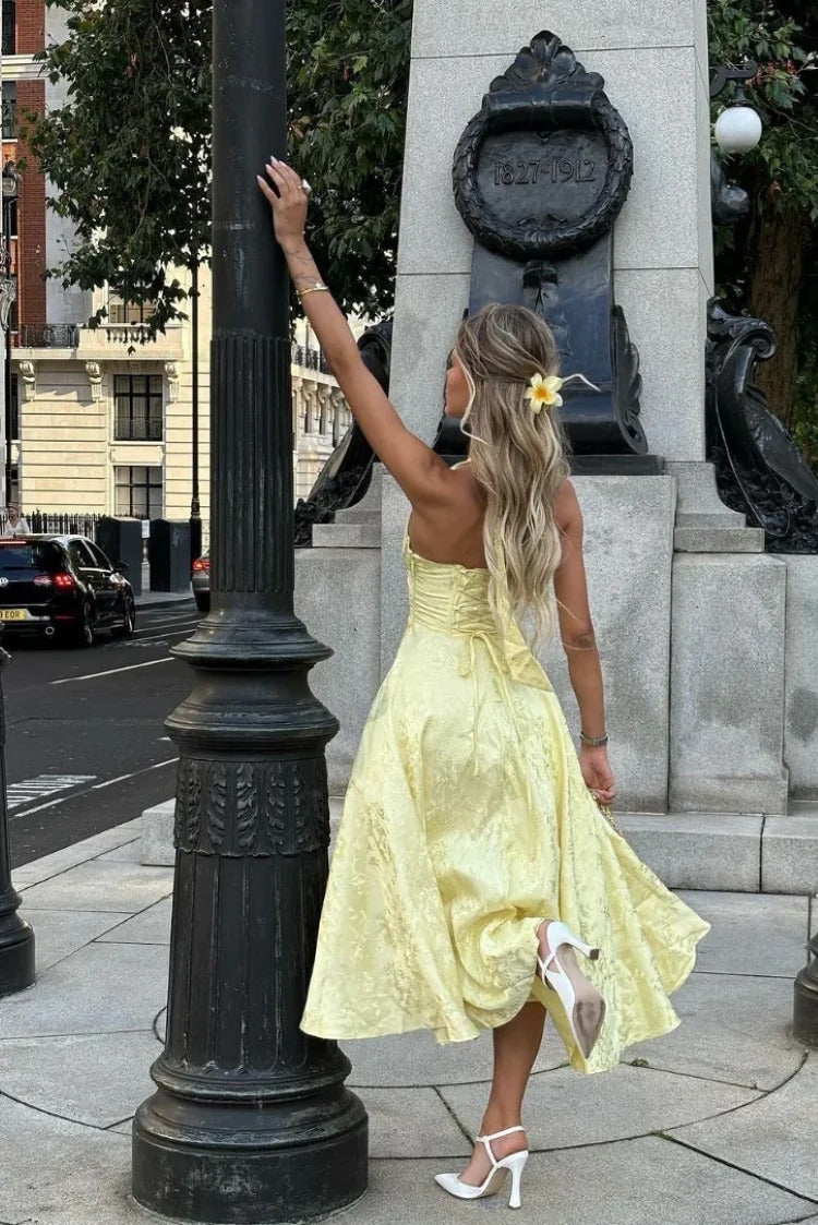 VIOLAINE™ – Vestido de Noche con Escote en V, Cuello Halter y Bordado