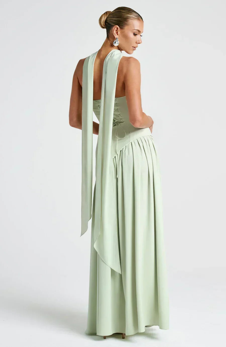 Julia | Vestido Longo Feminino com Fenda e Corpete Tomara que Caia