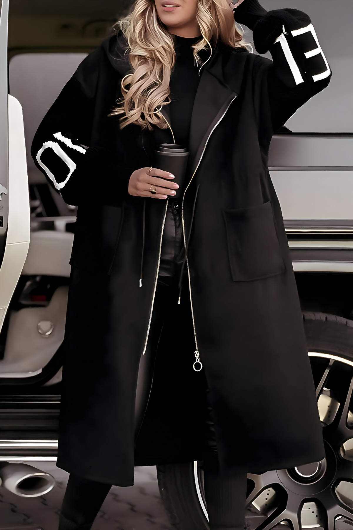 Lysanne - Casaco Longo com Capuz e Bolsos