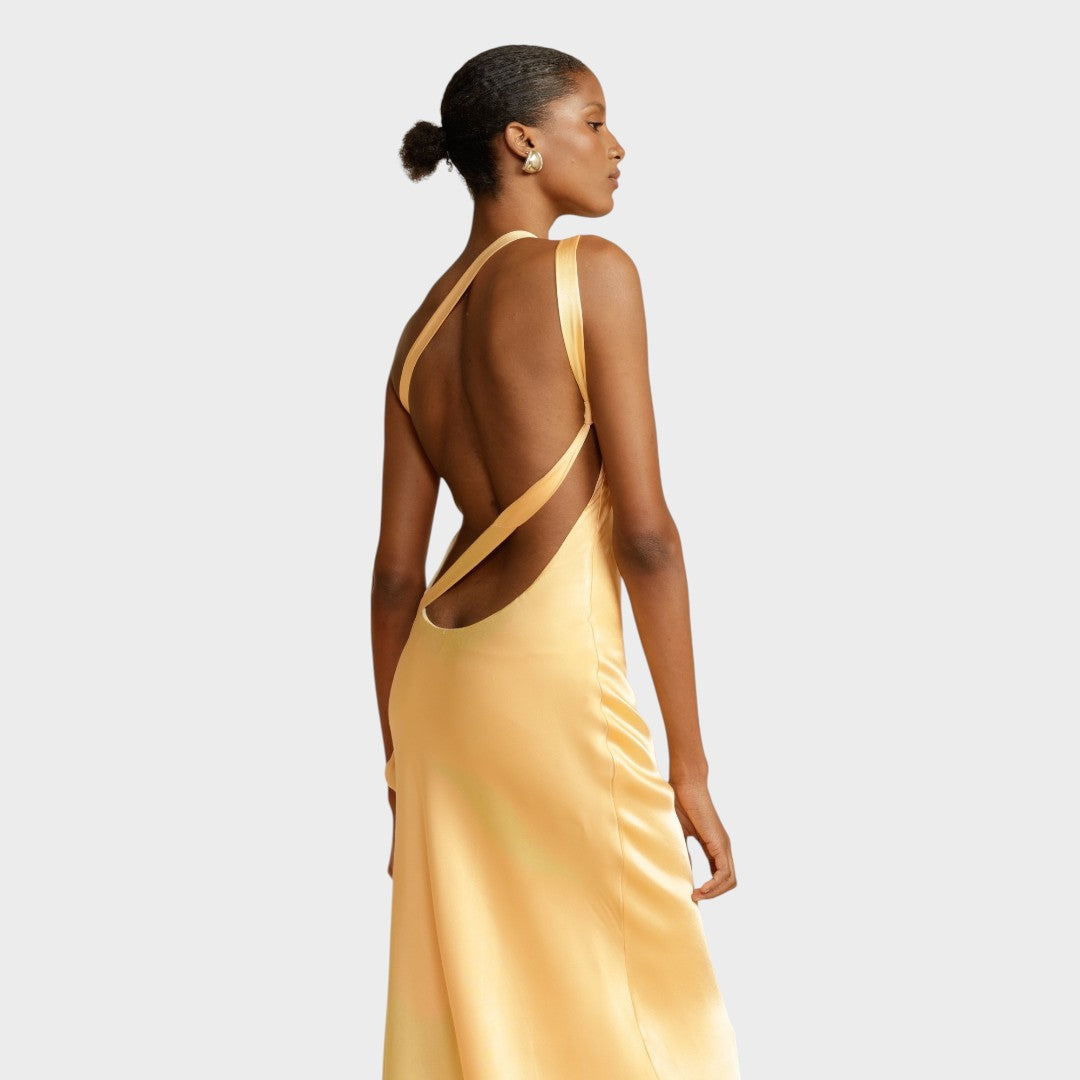 Muriel | Vestido Longo de Cetim com Caimento Elegante e Toque Luxuoso