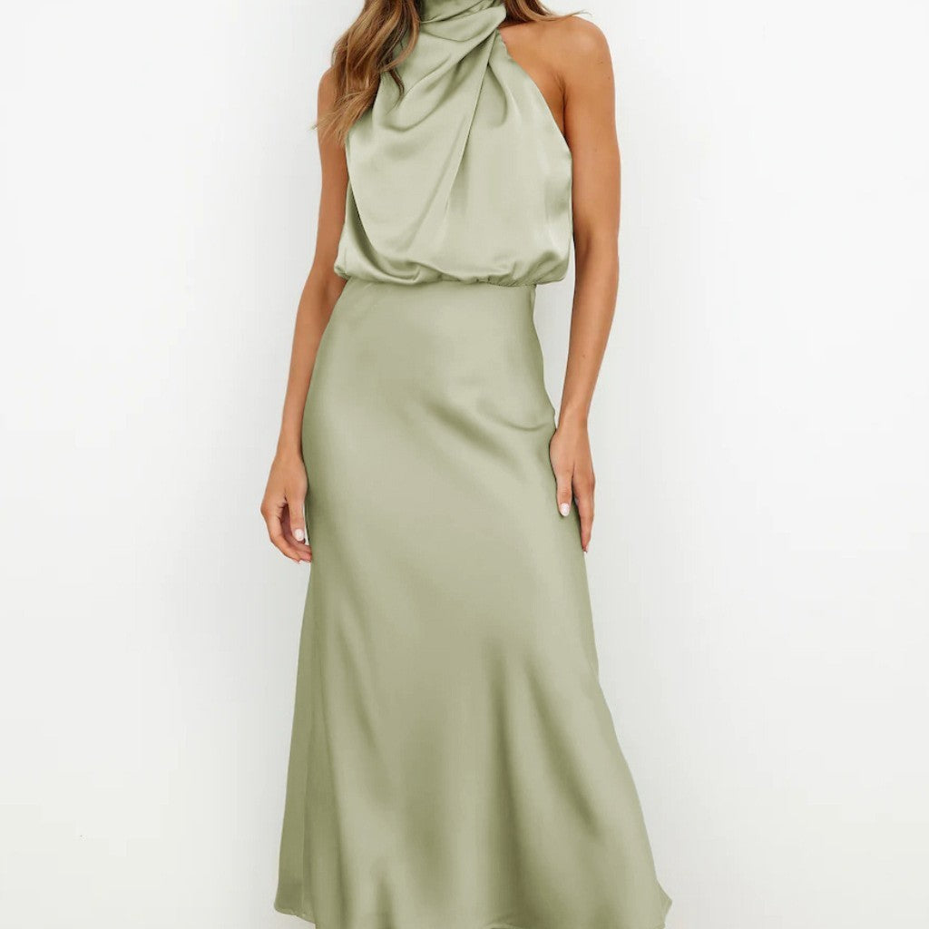Chantal | Elegante Vestido de Cetim Fluido para Jantares e Cerimônias