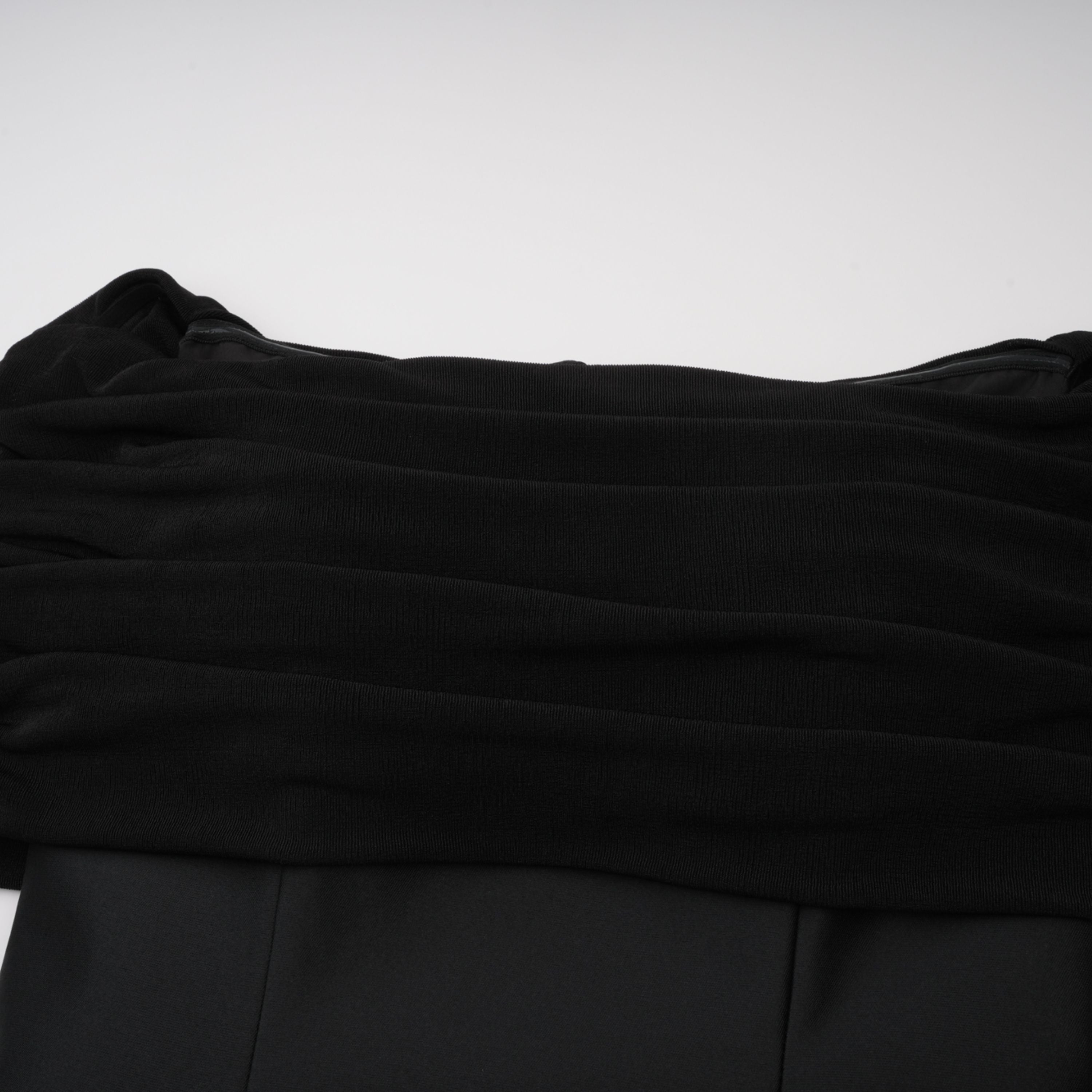 AINARA | VESTIDO MIDI OMBRO A OMBRO PRETO