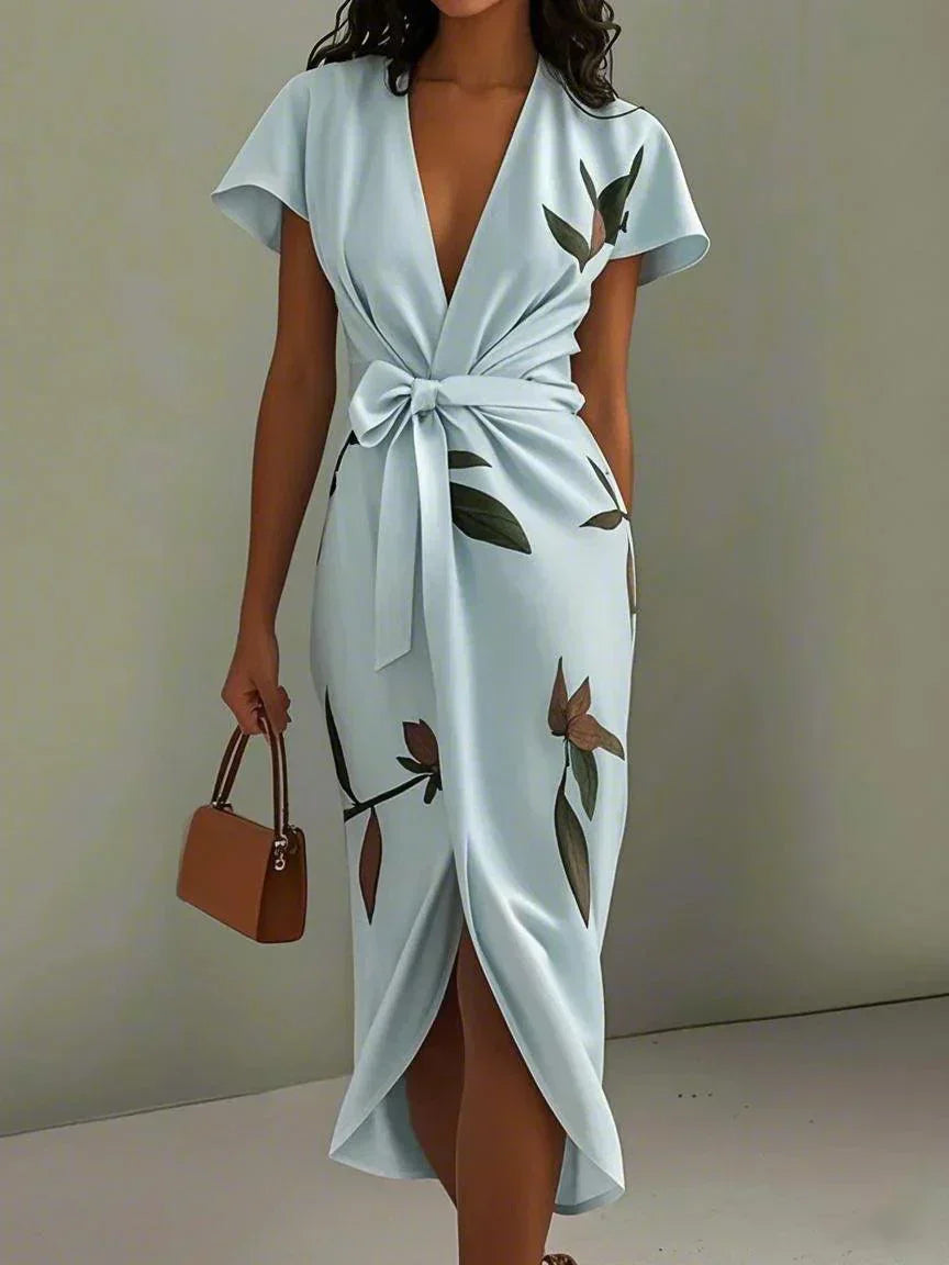 Matilde | Vestido Envelope Elegante com Estampa de Folhas