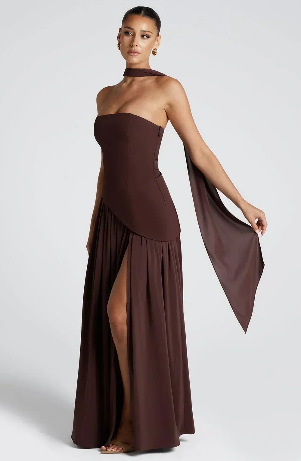 Julia | Vestido Longo Feminino com Fenda e Corpete Tomara que Caia
